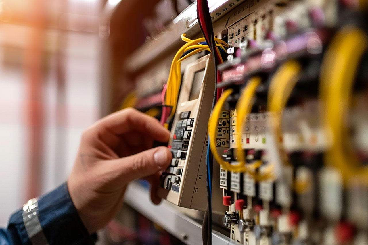 Kompleksowe instalacje elektryczne i teletechniczne